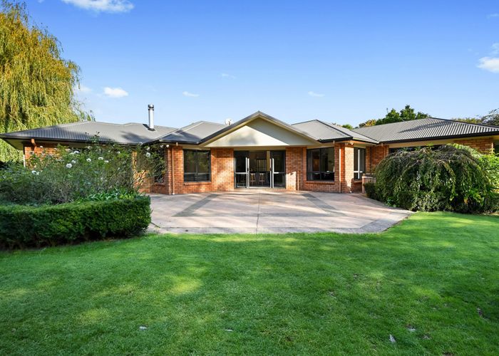  at 22 Lowe Road, Hamilton