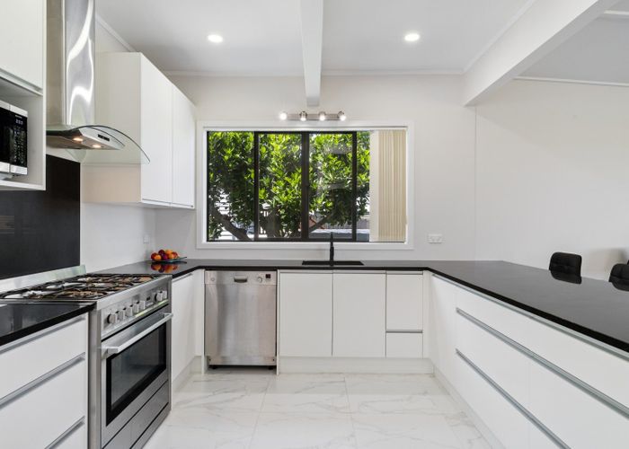  at 16 Prospect Terrace, Pukekohe, Franklin, Auckland