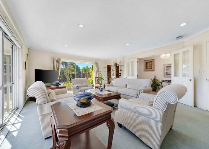  at 10 Glassonby Road, Northpark, Manukau City, Auckland