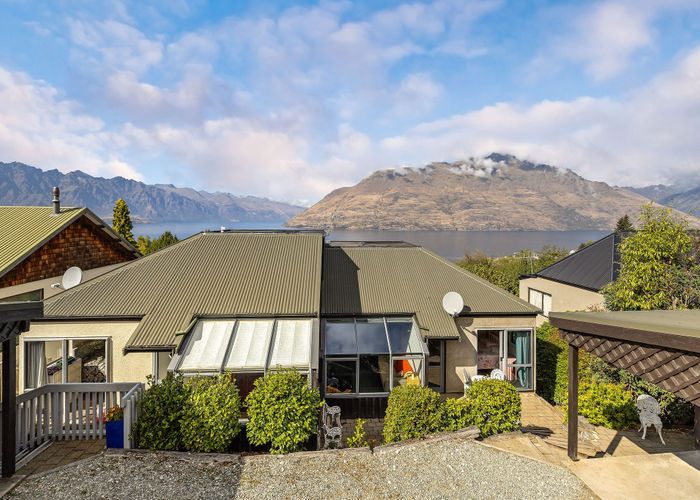  at 18A Cameron Place, Fernhill, Queenstown-Lakes, Otago