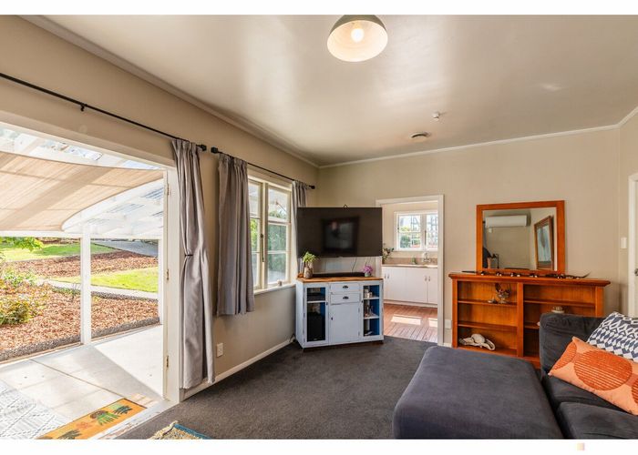  at 15 Tay Street, Waimataitai, Timaru, Canterbury