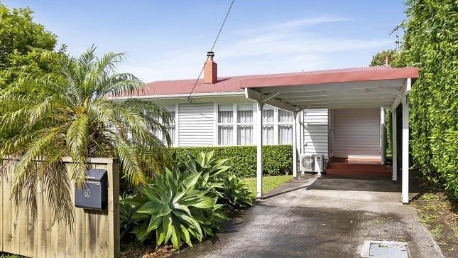  at 60 Hillcrest Avenue, Hillcrest, North Shore City, Auckland
