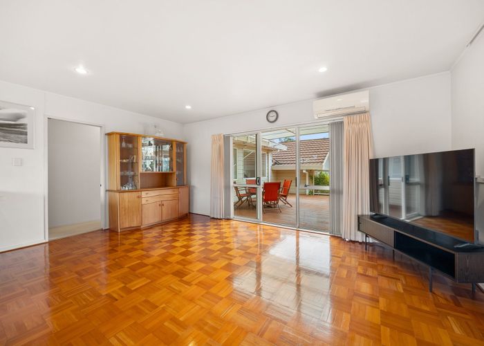  at 16 Harbour Lights Close, West Harbour, Waitakere City, Auckland