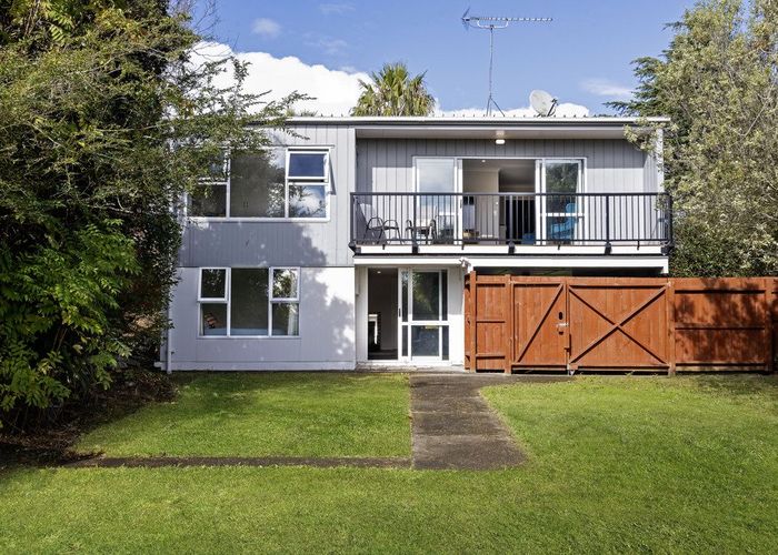  at 60 Beechdale Crescent, Pakuranga Heights, Auckland