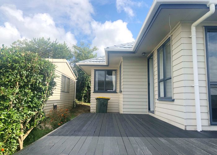  at 19A Sabot Place, Massey, Waitakere City, Auckland