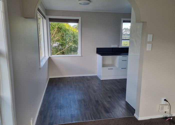  at 7 Crystal Ave, Glendene, Waitakere City, Auckland