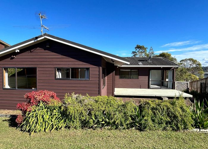  at 39 Kennedy Avenue, Forrest Hill, North Shore City, Auckland