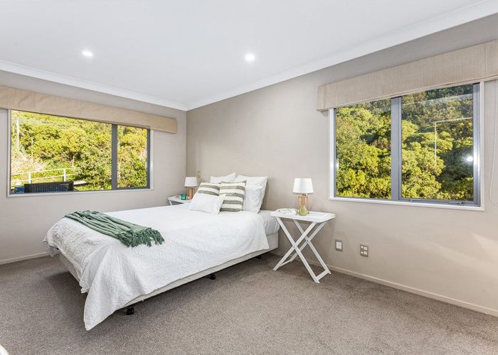  at 9 Paremata Drive, Paremata, Porirua, Wellington