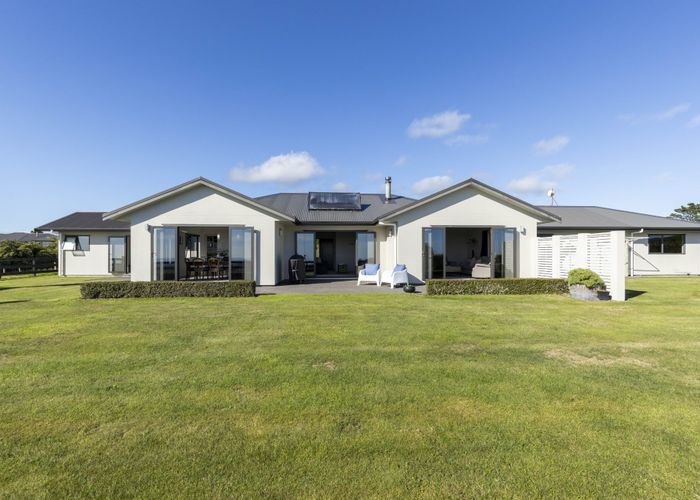  at 60 Maunga Heights, Hurworth, New Plymouth