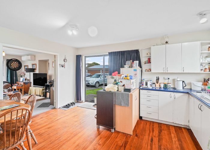  at 6 Skerten Avenue, Hornby, Christchurch