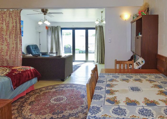  at 4/2 Himatangi Street, Himatangi Beach