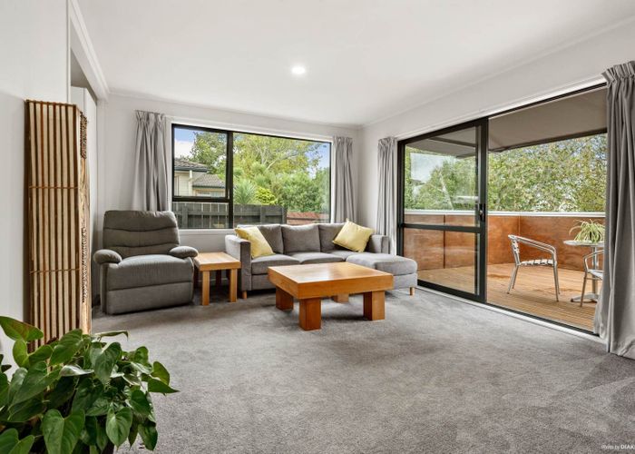  at 14 Luanda Drive, Ranui, Waitakere City, Auckland