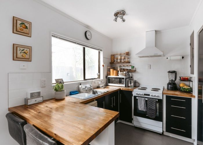  at 162C Windsor Road, Bellevue, Tauranga, Bay Of Plenty