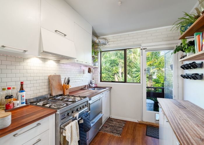  at 9/16 Knight Ave, Mount Albert, Auckland City, Auckland
