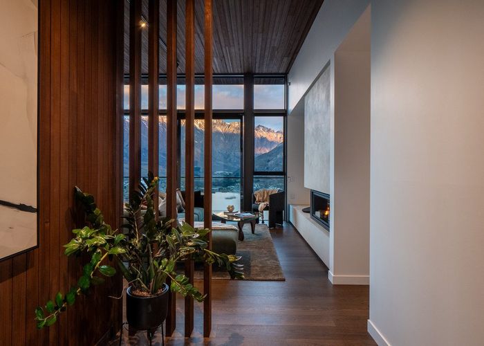  at 8 McGregor Lane, Town Centre, Queenstown-Lakes, Otago