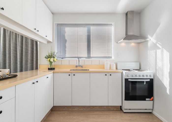  at 1/6 Randolph Street, Woolston, Christchurch City, Canterbury