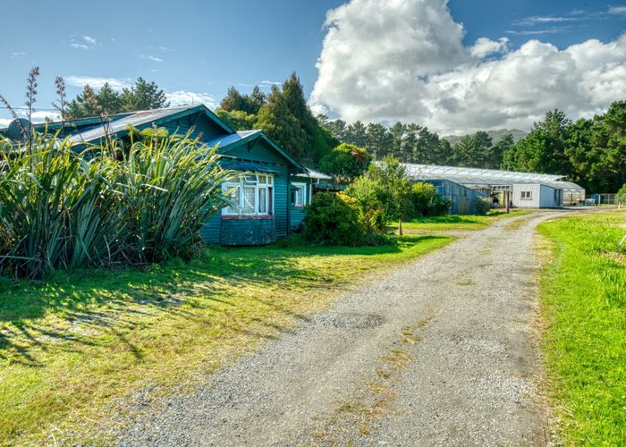  at 980 State Highway 6, Rapahoe, Grey, West Coast