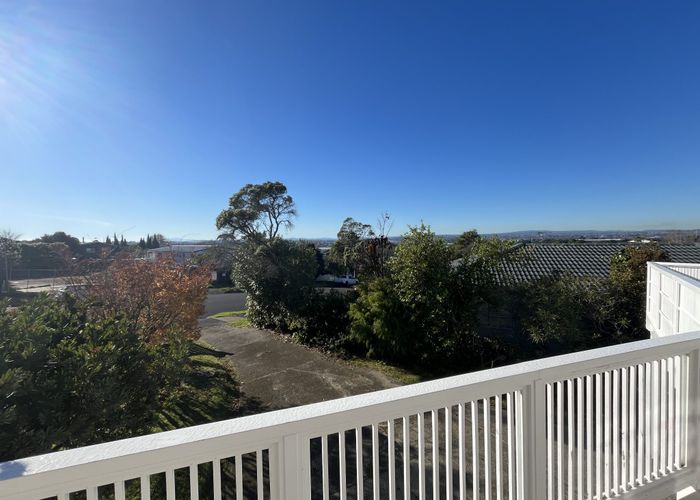  at 27 Swainston Rd, Saint Johns, Auckland City, Auckland