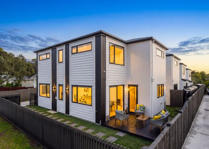  at 5B Pendlebury Street, Green Bay, Waitakere City, Auckland