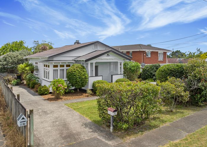  at 110 Lynwood Road, New Lynn, Auckland