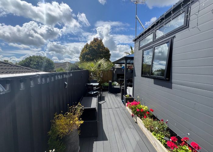  at 1A Quattro Avenue, Flat Bush, Manukau City, Auckland