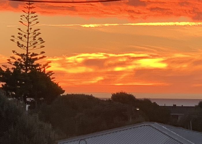  at 32 Dixie Street, Te Horo Beach