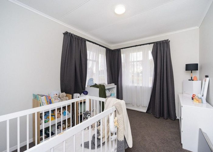  at 35 Cardiff Street, Awapuni, Palmerston North