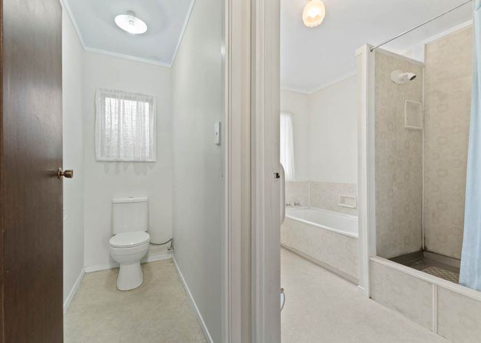  at 2/20 Taonui Street, Rosehill, Papakura, Auckland