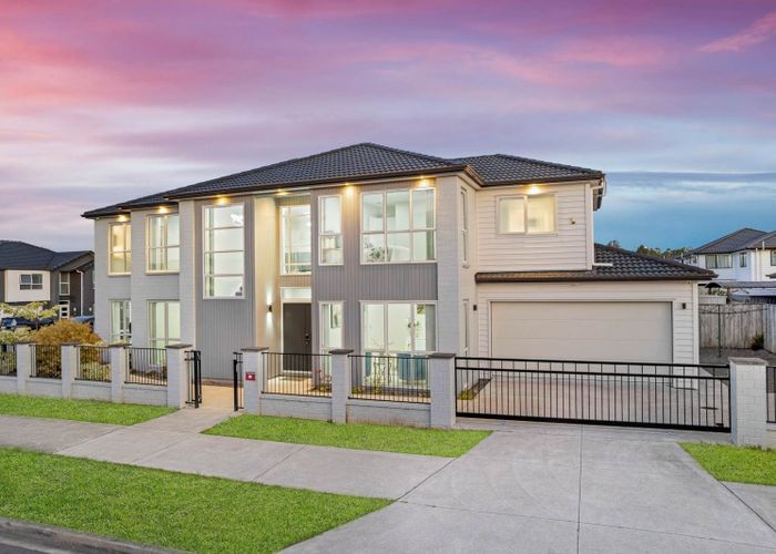  at 21  Horsefields Drive, Flat Bush, Manukau City, Auckland