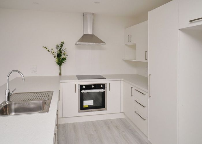  at 4/100 Main North Road, Papanui, Christchurch City, Canterbury
