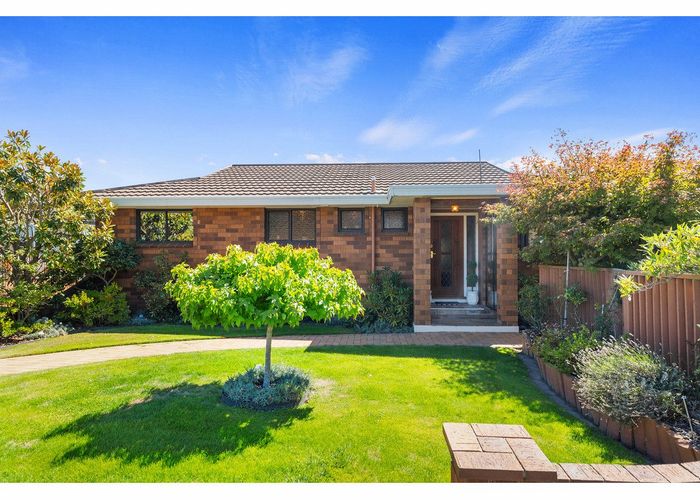  at 10 Oakleigh Crescent, Oamaru North, Oamaru