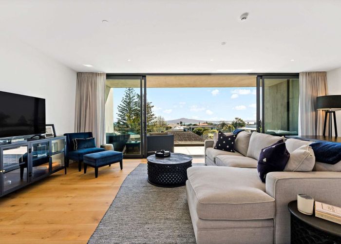  at 203/250 Kepa Road, Mission Bay, Auckland City, Auckland