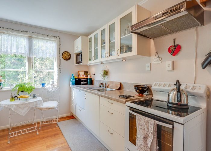  at 83 Great North Road, Saint Johns Hill, Whanganui, Manawatu / Whanganui