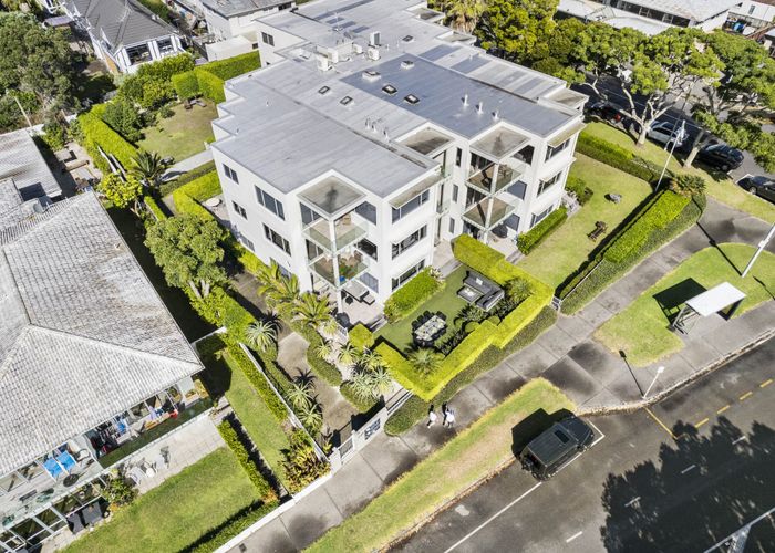 For sale 1/245 Tamaki Drive, Kohimarama, Auckland City, Auckland