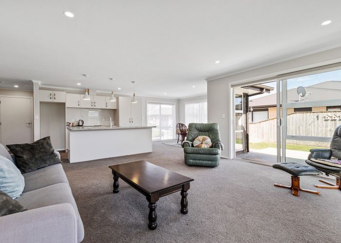  at 5 Brigidine Place, Pahiatua