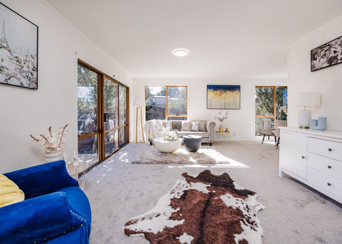  at 43 Catkin Crescent, Papatoetoe, Manukau City, Auckland