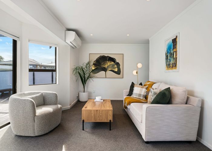  at 1/24 Curacao Place, Half Moon Bay, Manukau City, Auckland