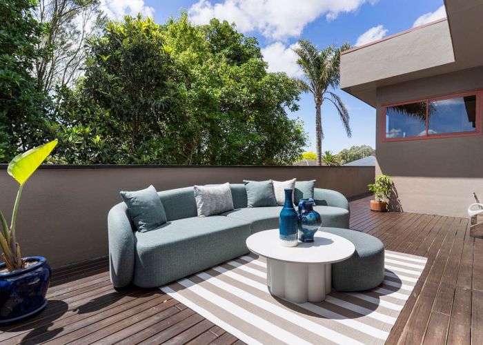  at 13A Cliff View Drive, Green Bay, Waitakere City, Auckland