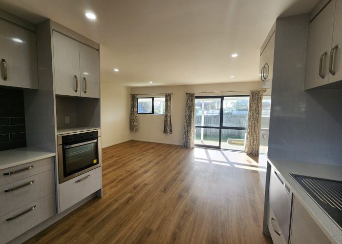  at 51a  Astley Avenue, New Lynn, Waitakere City, Auckland