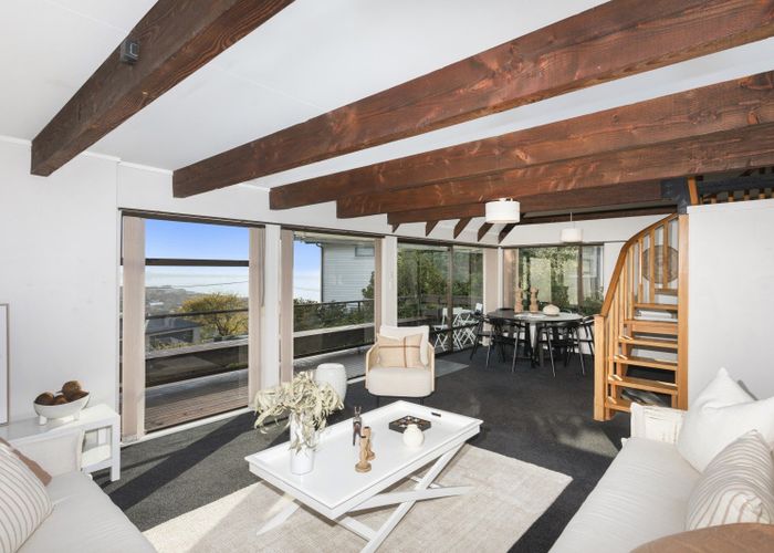  at 17 Moncks Spur Road, Redcliffs, Christchurch City, Canterbury