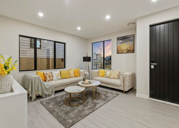  at 12 Woodacre Street, Flat Bush, Auckland