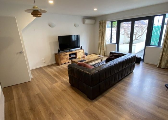  at 2/165 Chester St East, City Centre, Christchurch City, Canterbury