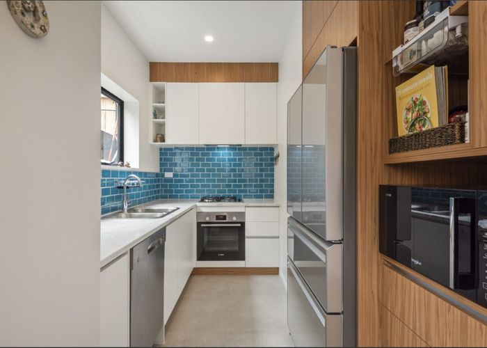  at 132A Stapleford Crescent, Browns Bay, North Shore City, Auckland