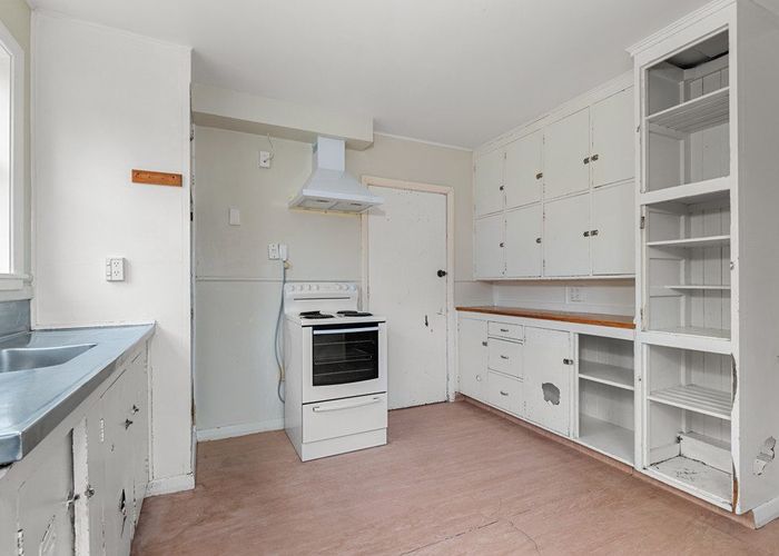  at 8 Lyall Place, Bryndwr, Christchurch City, Canterbury
