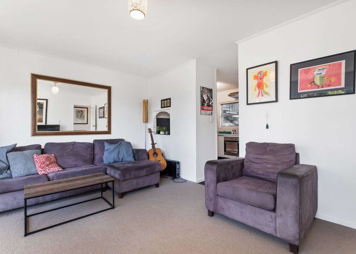  at 3/2 Mountain View Road, Western Springs, Auckland