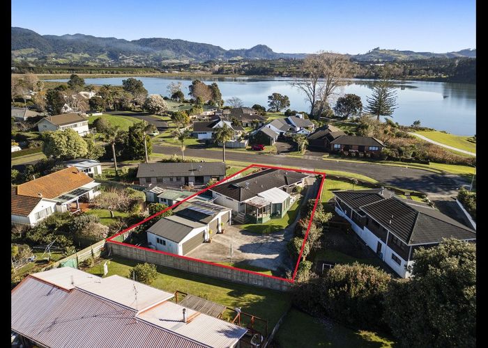  at 3 Irwin Court, Katikati