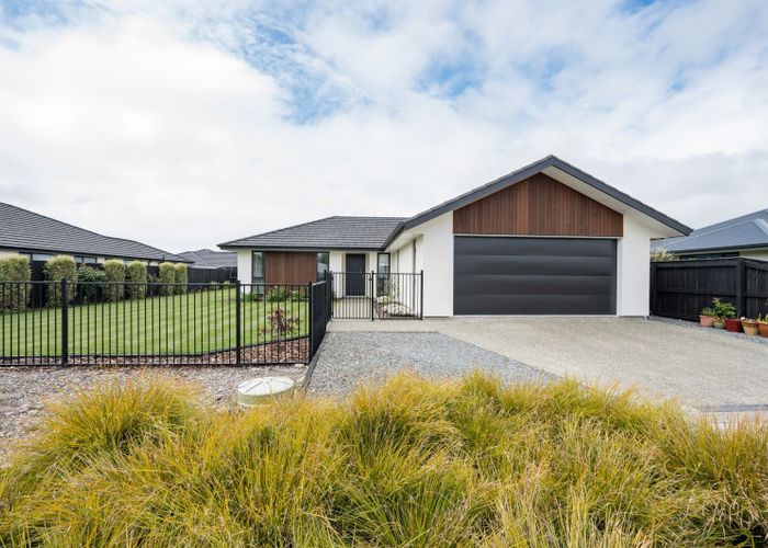  at 106 Berryfield Drive, Appleby, Richmond