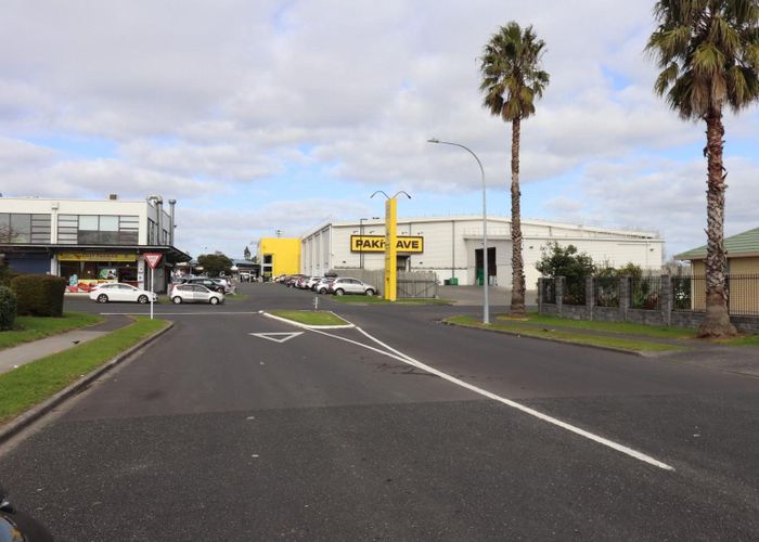  at 7 Robert Skelton Place, Clendon Park, Manukau City, Auckland