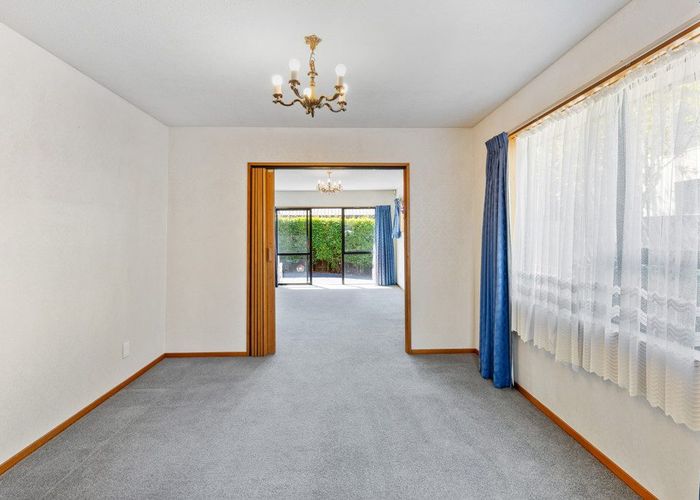  at 1/437 Ilam Road, Bryndwr, Christchurch