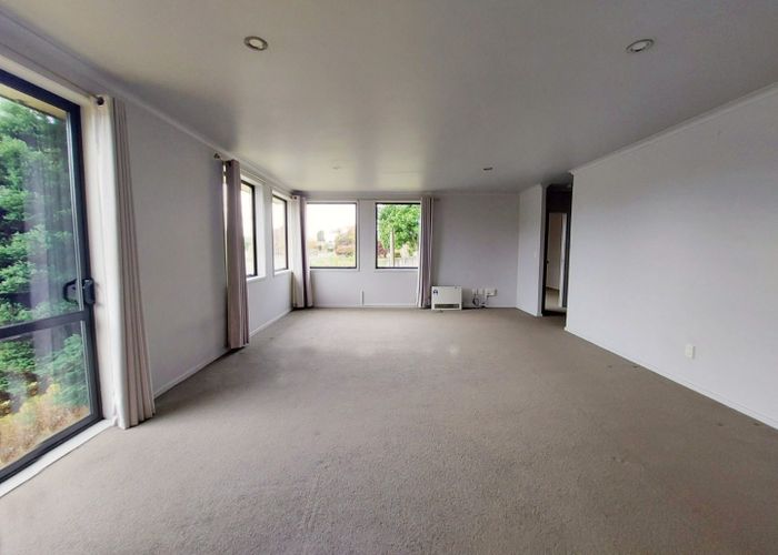  at 25 Saxon Woods Drive, Rototuna, Hamilton, Waikato